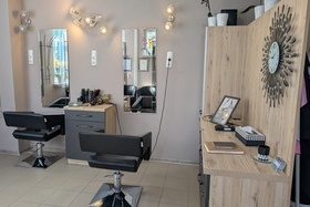 Miniatura zdjęcia 1 z galerii salonu fryzjerskiego.